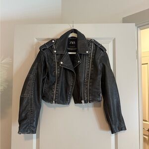 Zara Black Cropped Leather Jacket